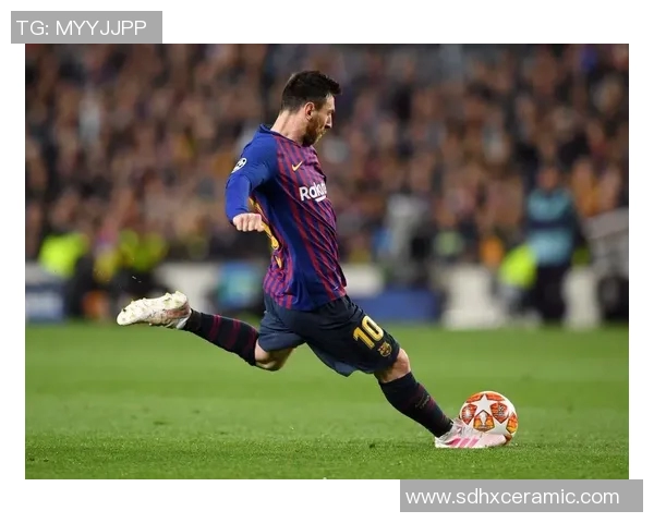 帅气足球明星个人剪辑展现精彩瞬间与无与伦比的球技魅力 帅气足球明星个人剪辑展现精彩瞬间与无与伦比的球技魅力