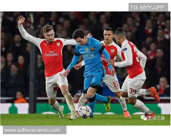 深入分析北京足球队防守战术的独特风格与执行效果