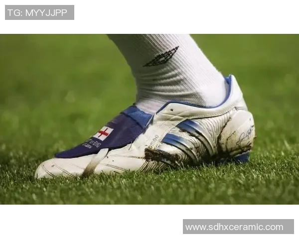 足球明星们的战靴背后故事与技术揭秘让你了解他们的胜利之路 足球明星们的战靴背后故事与技术揭秘让你了解他们的胜利之路